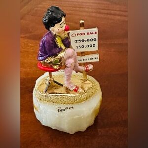 Ron Lee "The Real Estate Woman" figurine, a limited edition. Signed & Numbered